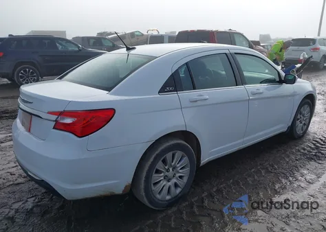 2012 Chrysler 200 Lx из США, поврежденный, VIN 1C3CCBABXCN135529